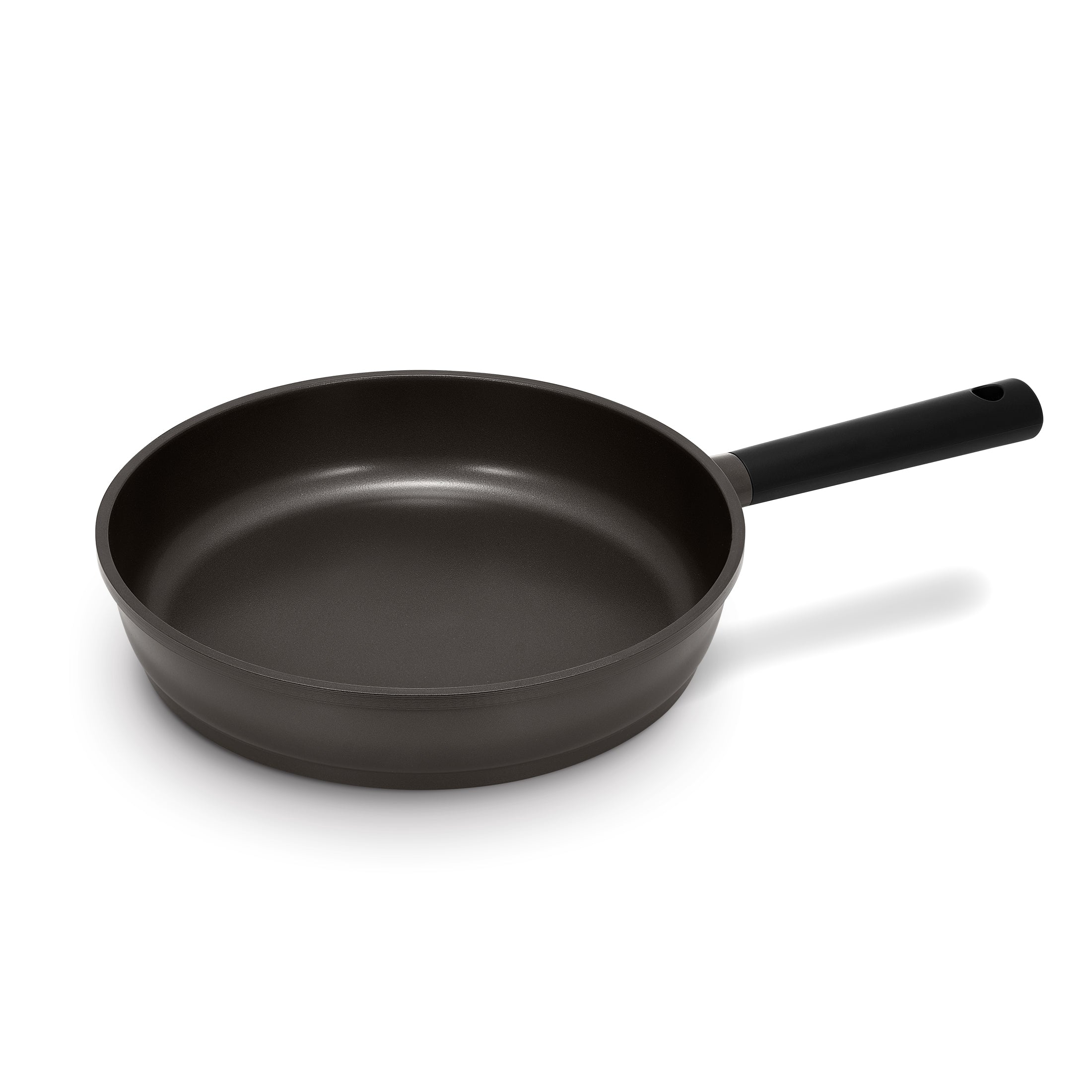 [A01] Cuckoo 11 in 8-Layer Titanium Diamond & Ceramic Nonstick Wok Pan (CFP-B2810HGB)